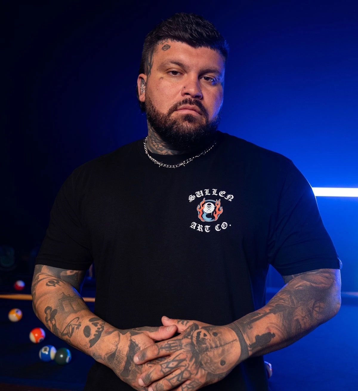 SULLEN CLOTHING RACK EM UP PREMIUM T-SHIRT