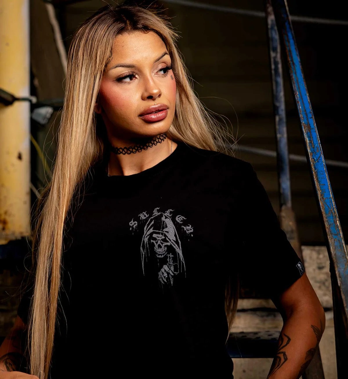 SULLEN CLOTHING SPRAYED PREMIUM T-SHIRT