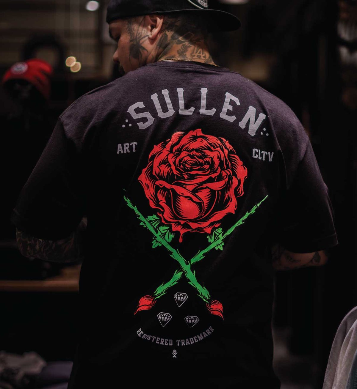 SULLEN CLOTHING ROSE BADGE BLACK STANDARD T-SHIRT