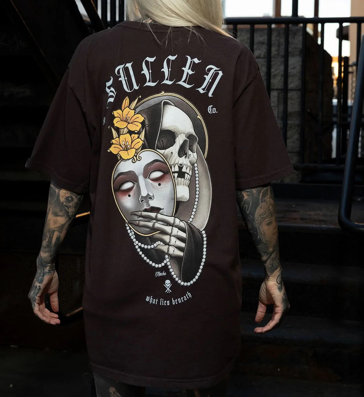 SULLEN CLOTHING BENEATH PREMIUM T-SHIRT