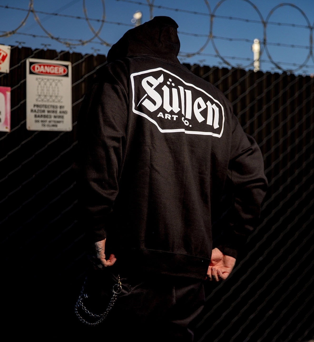 SULLEN CLOTHING CORPO COFFIN ZIP HOODIE