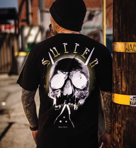 SULLEN CLOTHING HUGO BADGE BLACK PREMIUM T-SHIRT