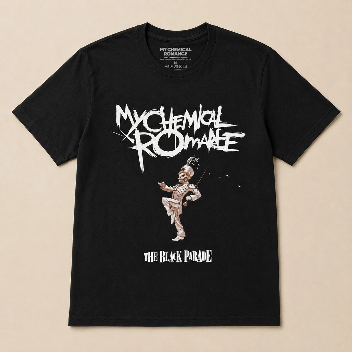 My Chemical Romance Unisex T-Shirt: The Black Parade Cover (Black)