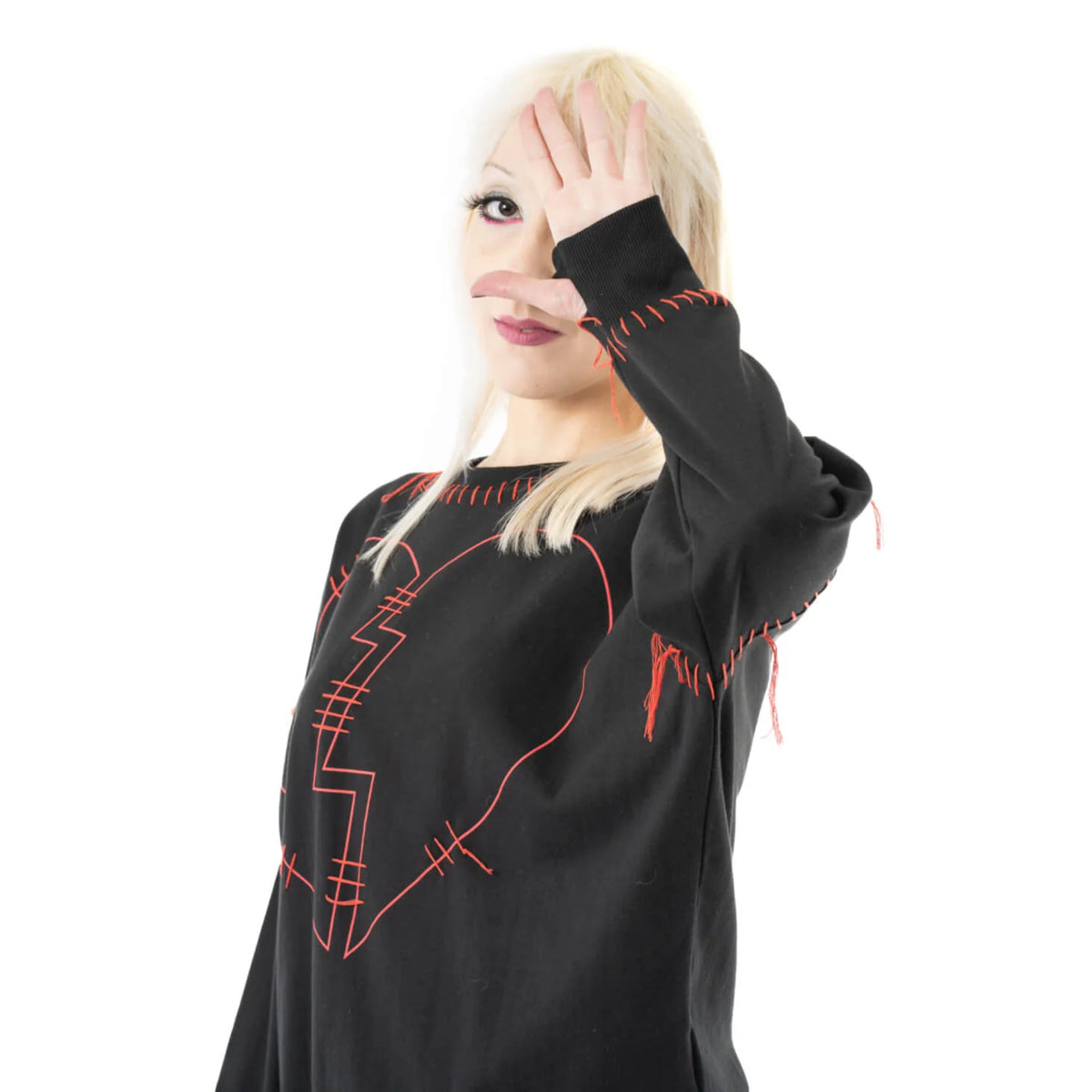 POIZEN HEARTLESS HANALEI JUMPER BLACK RED
