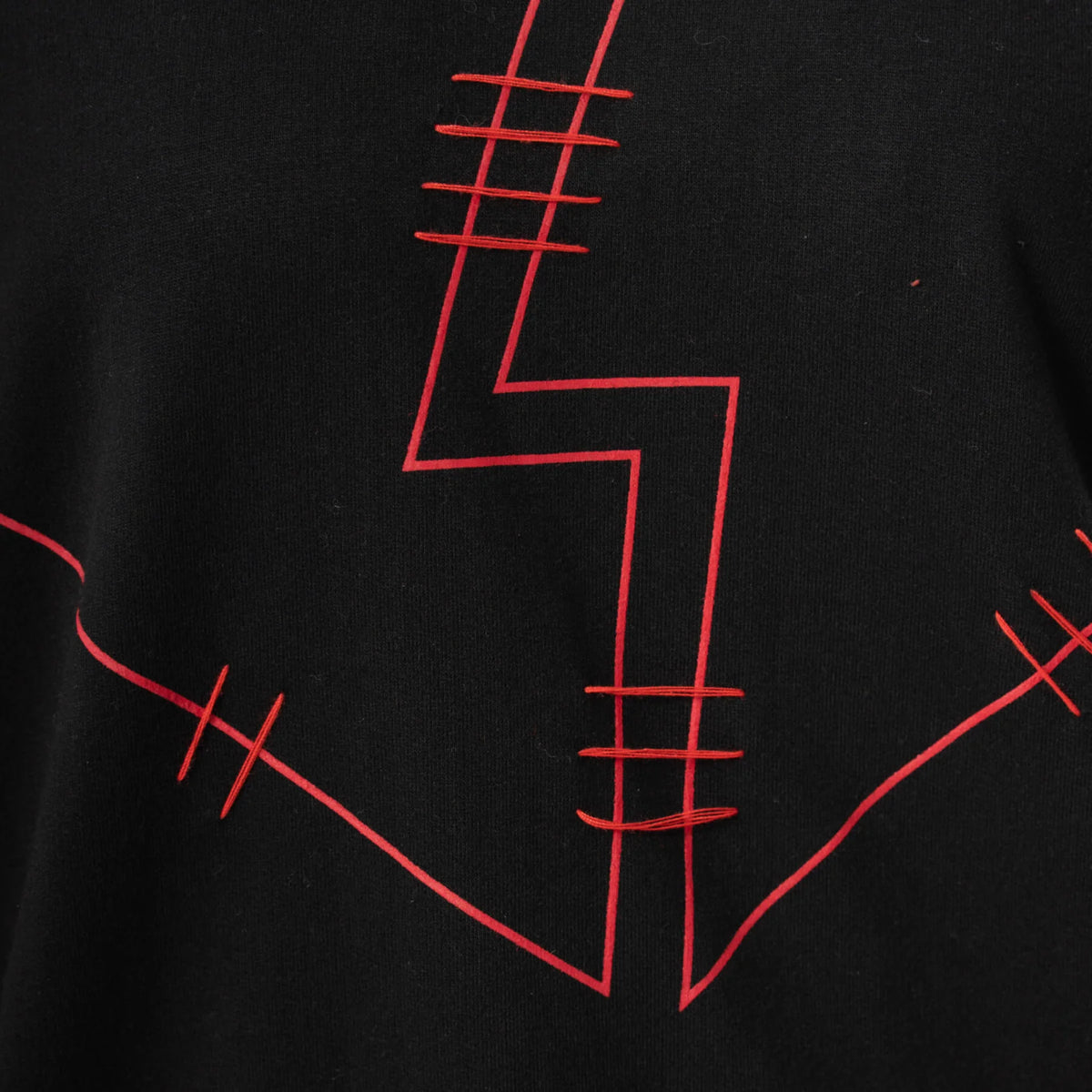 POIZEN HEARTLESS HANALEI JUMPER BLACK RED
