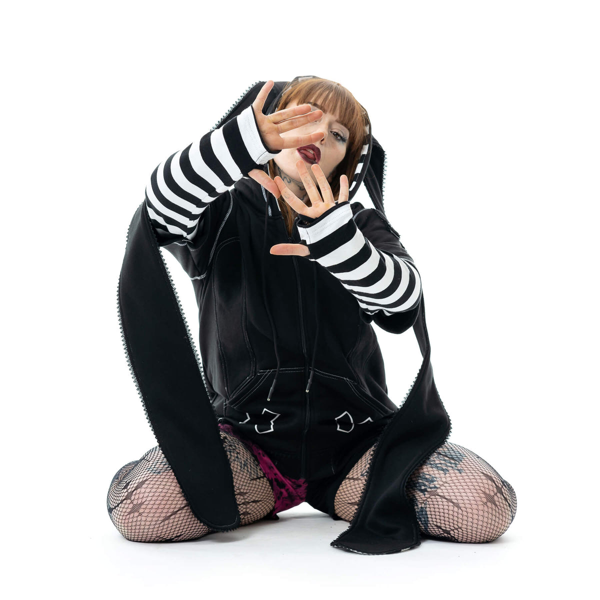 POIZEN CUPCAKE CULT HYPNO BUNNY BLACK WHITE HOODIE