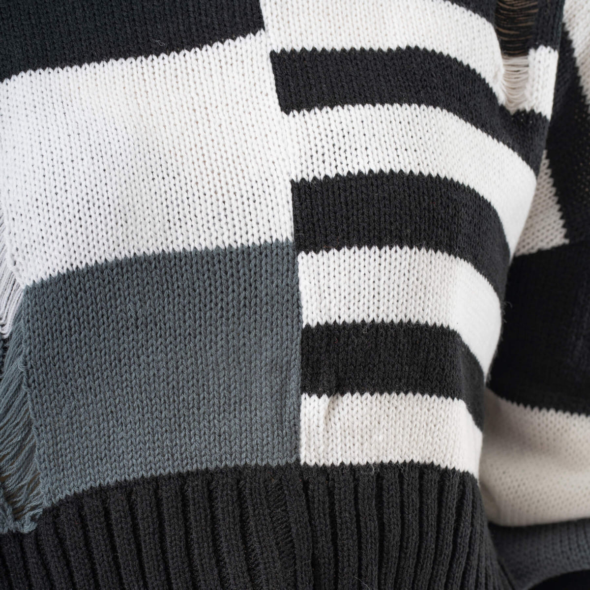 POIZEN HEARTLESS IBBY JUMPER BLACK WHITE GREY