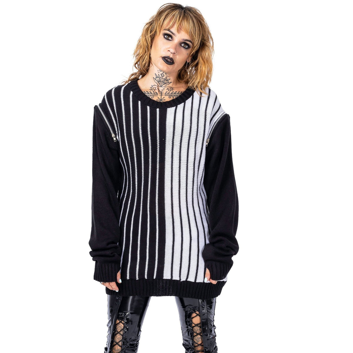 POIZEN HEARTLESS IN THE MOOD JUMPER BLACK WHITE