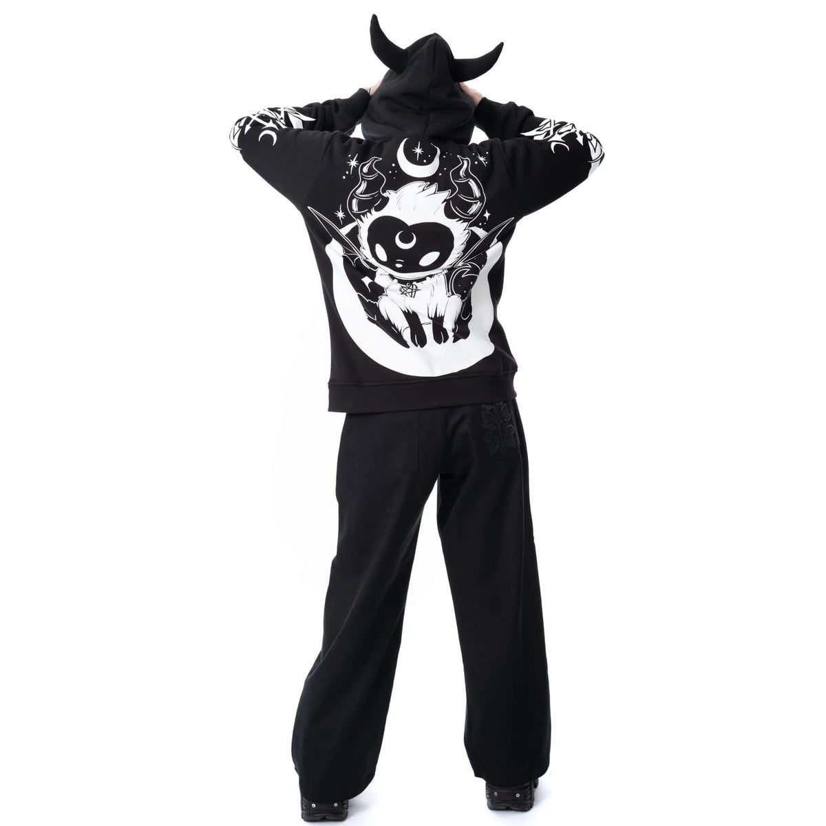 POIZEN HEARTLESS DEMON BLACK HOODIE
