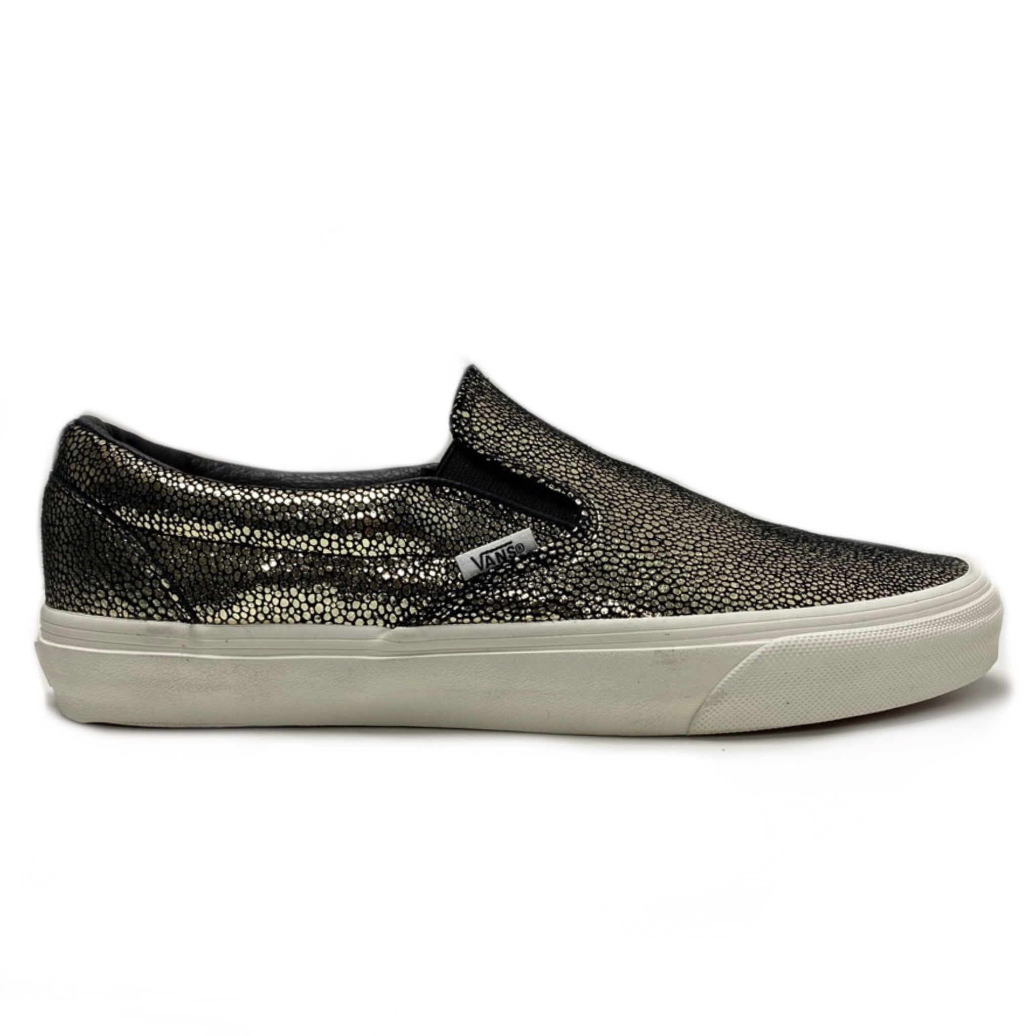 Black and gold shop slip on vans